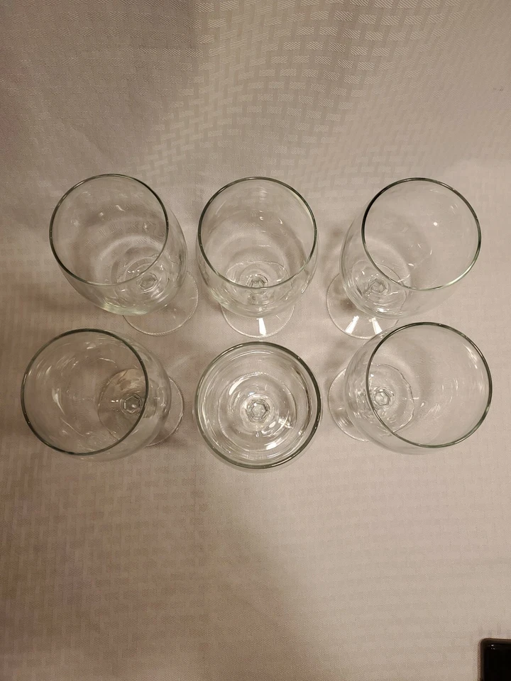 Copa de vino con tallo en forma, vino tinto/vino blanco, 7" de alto (juego de 6) Foto 4 de 4