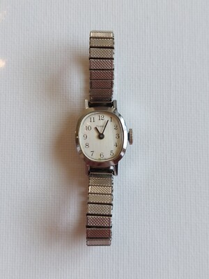 Timex vintage Silver and Brown Women\'s Watch Timex vintage delicate dainty silver and gold two... | Depop main image 3