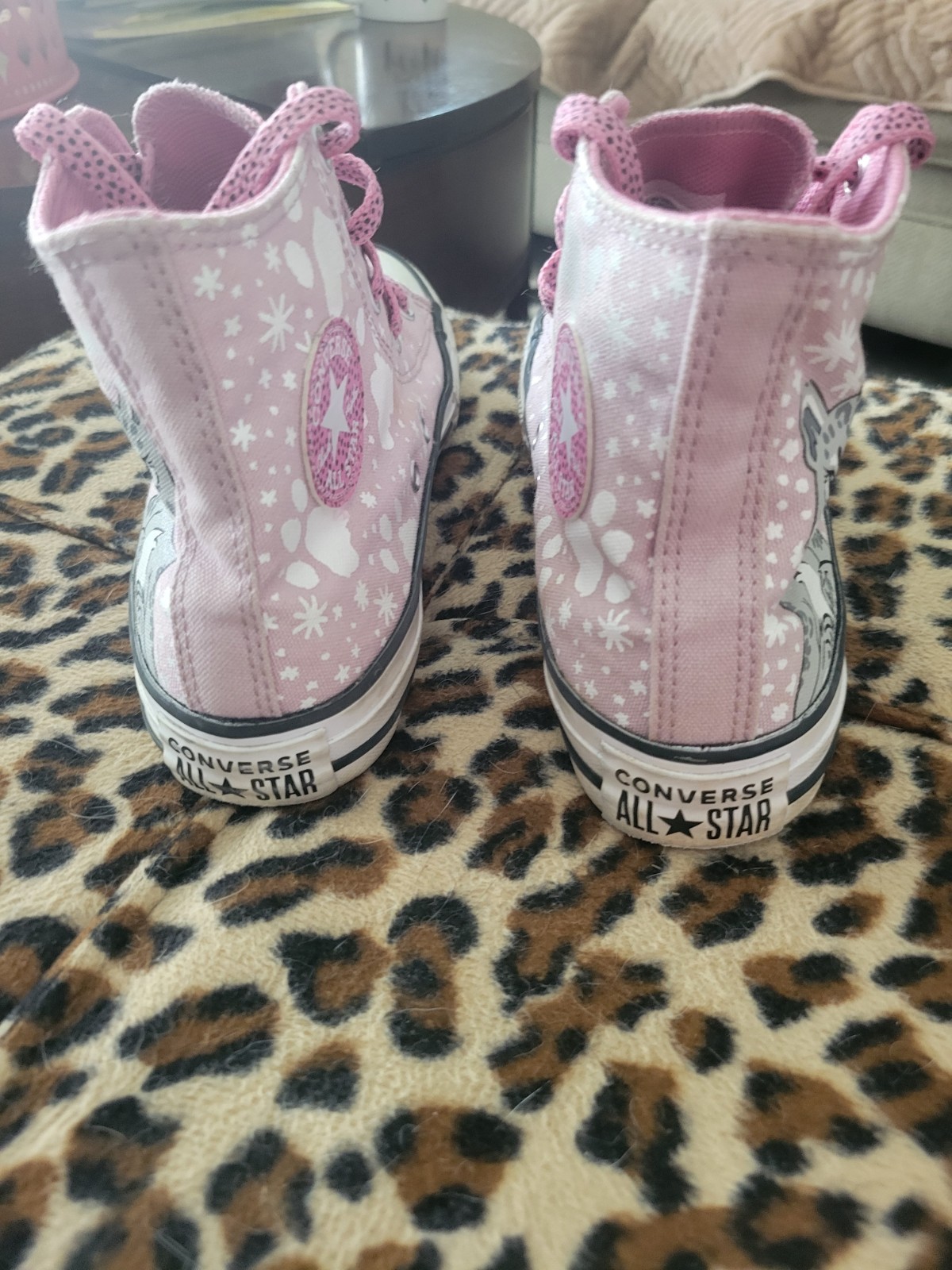 Chuck Taylor Allstat Junior High Top Converse. Pink With A Lepard Size 4. thumbnail 9