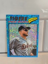 2026 Topps Heritage Chrome And Light Blue Sparkle Chrome Parallels 1-400 2026 Topps Heritage Chrome And Light Blue Sparkle Chrome Parallels 1-400