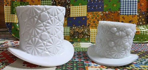 Set of 2 Vintage Fenton Milk Glass Mad Hatter Top Hats Pick Holder/Vase/Planter