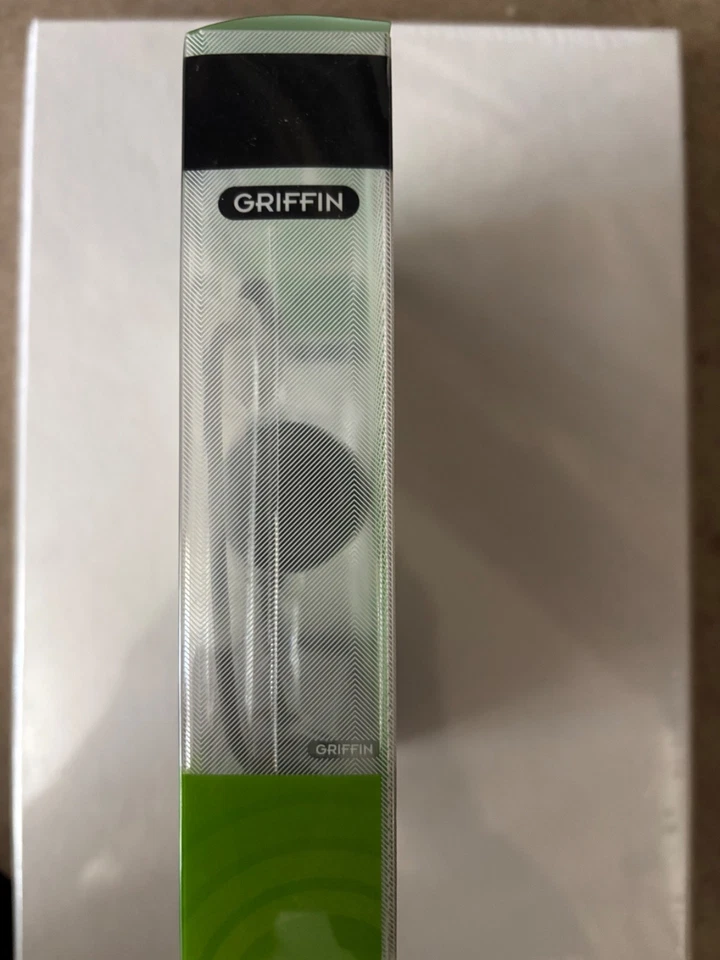 New in Pkg Griffin iTrip Auto Universal/FM Transmitter MP3 P/N 10006-TRIPUNP - Image 2 of 4