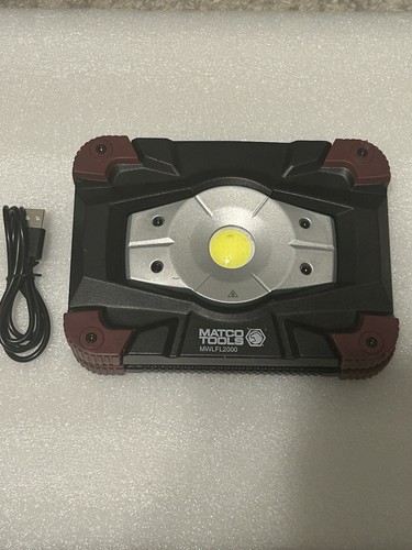 Matco Tools Rechargeable Heavy Duty Flood Light 2000 Lumens.