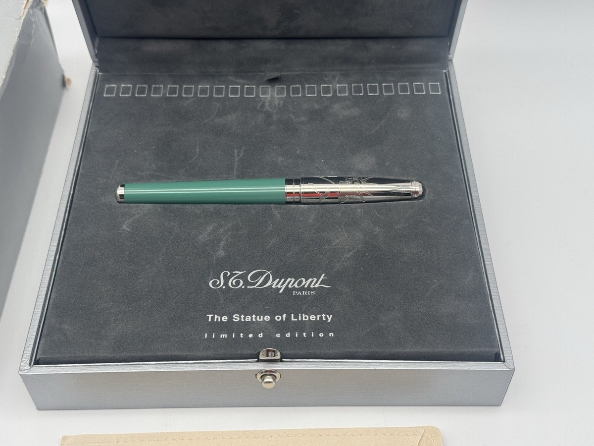 S. T. DUPONT THE STATUE OF LIBERTY LIMITED EDITION FOUNTAIN PEN