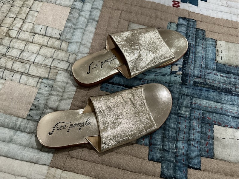 Free People Vicente Metallic Gold Leather  Slide Sandels-jotos Womens 6M