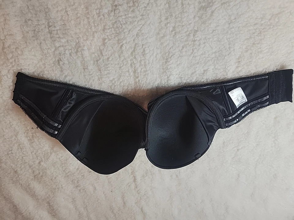 Sujetador sin tirantes moldeado con aros negro Freya Deco AA4233 28 I Foto 2 de 3