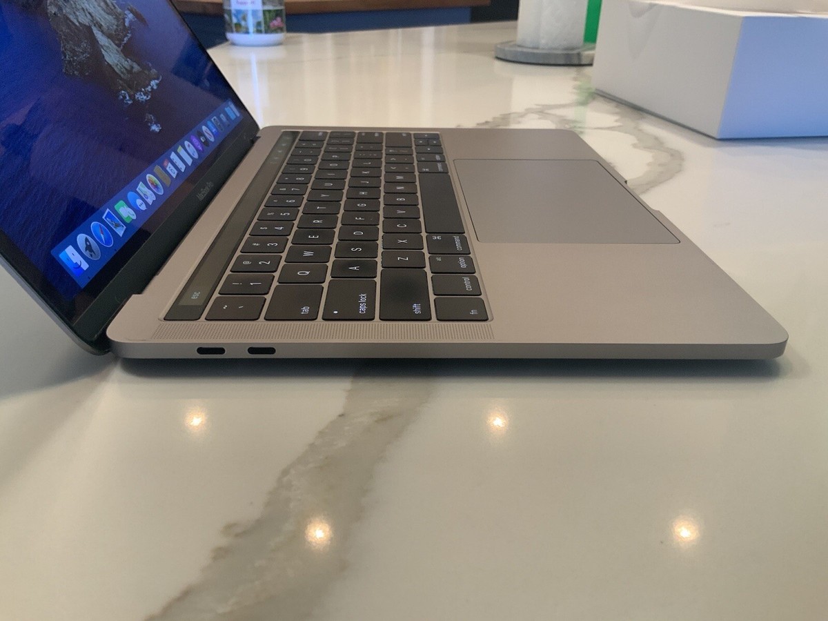 Apple MacBook Pro 13 Inch touch bar (2016) intel i5 ,16gb RAM