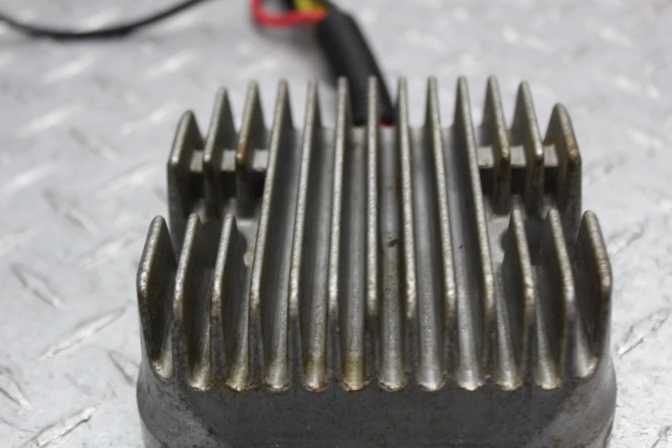 2010 POLARIS SPORTSMAN 850 TOURING EFI EPS RECTIFIER VOLTAGE REGULATOR 4011636 - Image 4 of 4