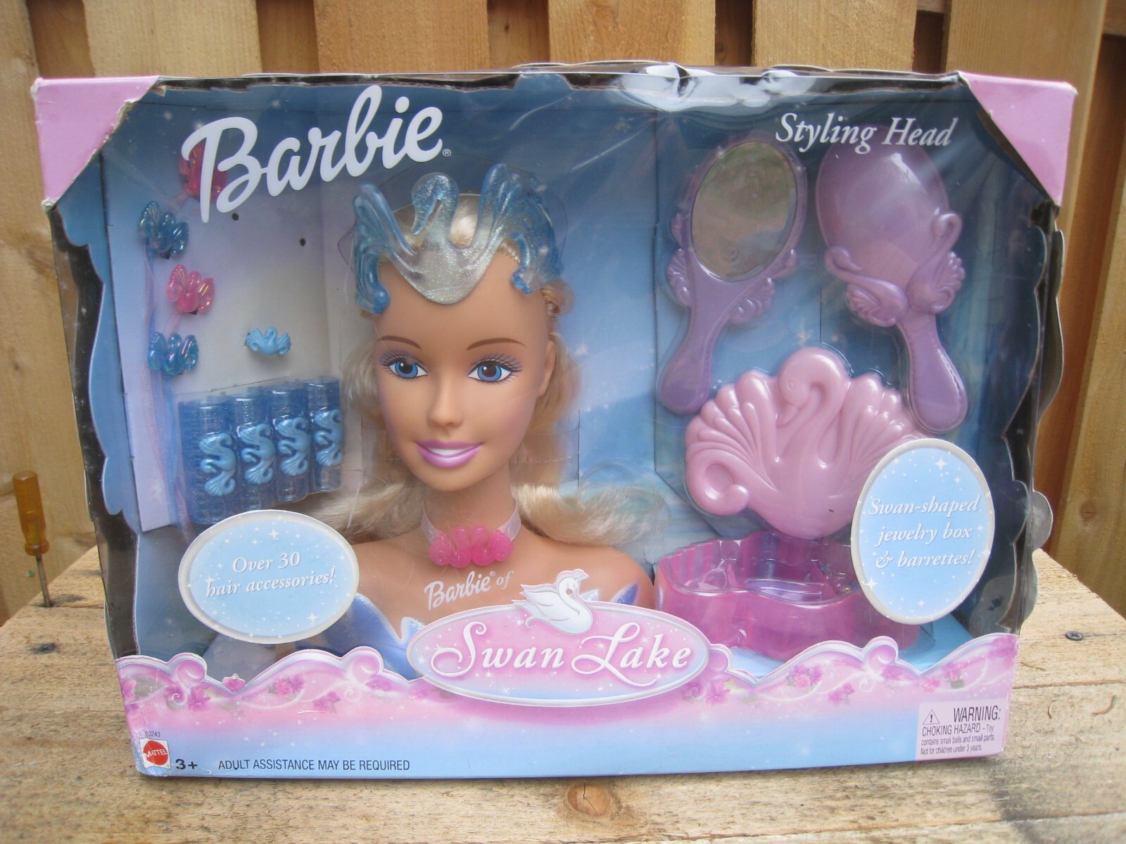 Rare NIB. 2003 Barbie of Swan Lake Styling Head B0243