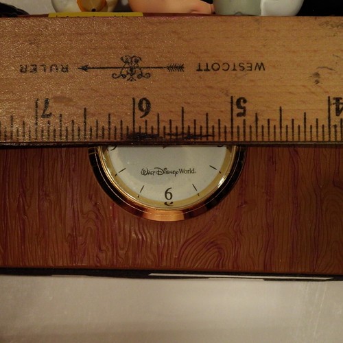 Walt Disney World - Mickey Mouse - Sleeping at Mickey's Vacation Desk Clock *VGC - Picture 22 of 23