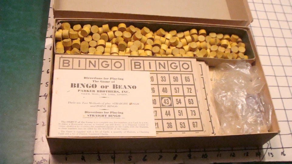 Juego de 51 cartas dobles vintage original - 1933 Bingo o BEANO, PARKER BROTHERS  Foto 2 de 4