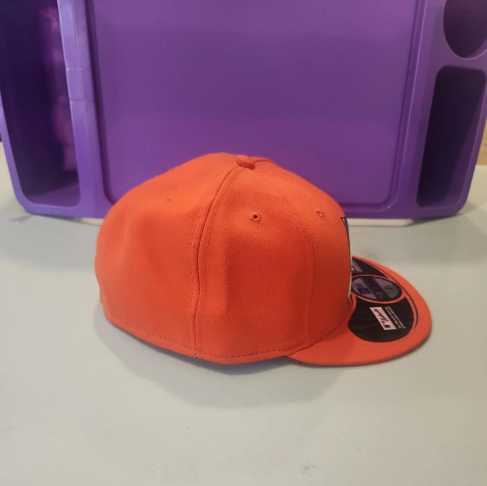 Chapéu de beisebol New Era 59Fifty FLORIDA MARLINS com adesivo tamanho 7 7/8 laranja - Imagem 3 de 4
