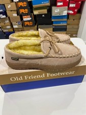 Old Friend Women's 484132 Moccasin, Chestnut, size 11