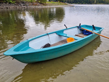Ruderboot mit viel Zubehör (Favorit, ähnlic...