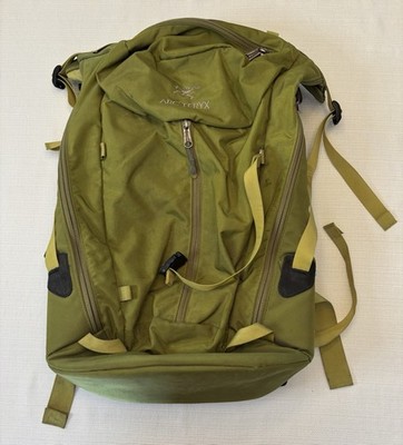 Arc teryx Miura 30 Green Canvas Hiking Backpack Large Pockets Gorpcore
