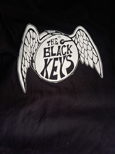 THE BLACK KEYS INTERNATIONAL PLAYERS TOUR NEW BLACK T-SHIRT SIZE MEDIUM