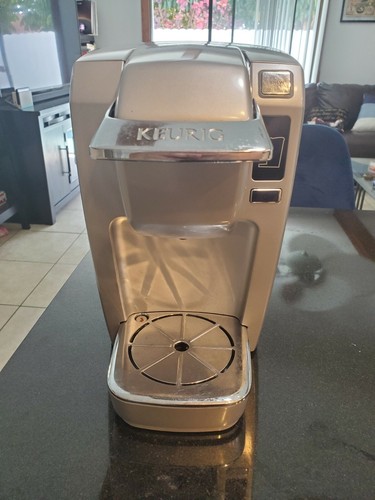 Silver Keurig B31 Single Cup Coffee 