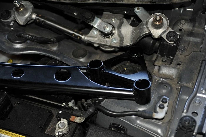 BARRA TORRE PUNTAL Y BARRA ESTABILIZADORA TRASERA/BARRA ANTIVUELCO para 2011-2015 GENERAL ELANTRA/MD Foto 3 de 4