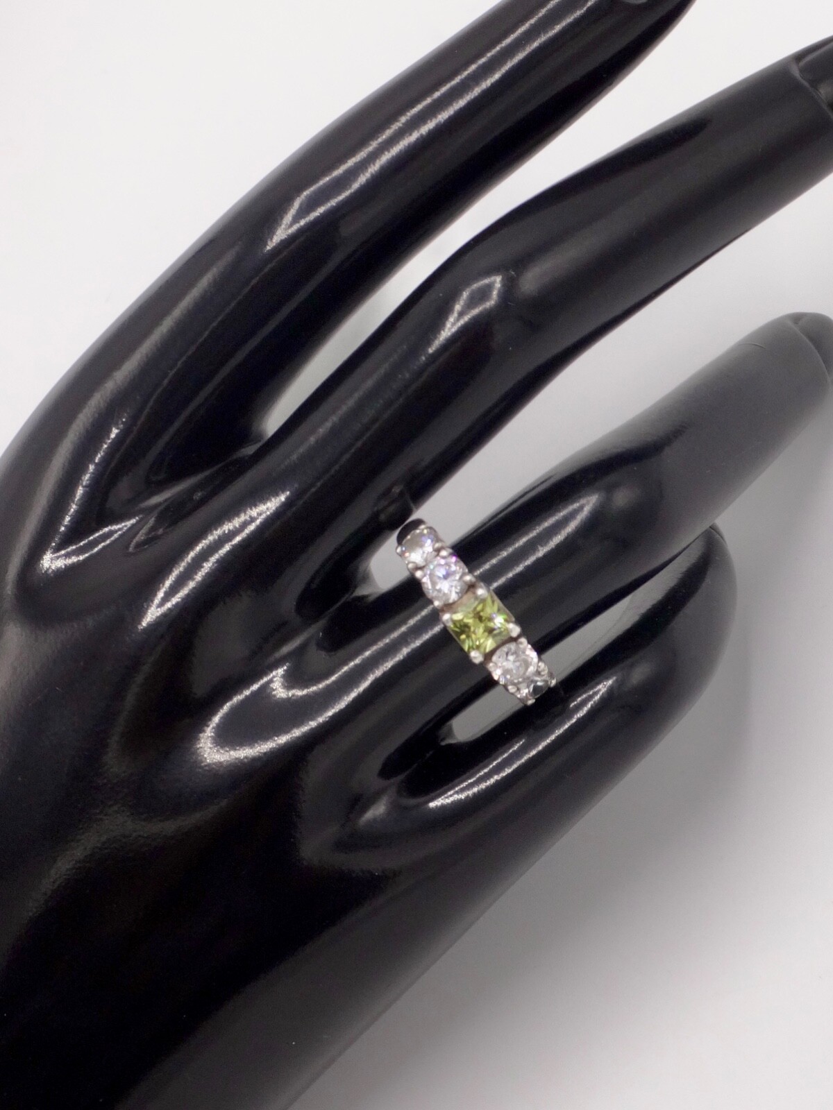 Solid Silver Ring Set with Peridot and Zircons - image 8