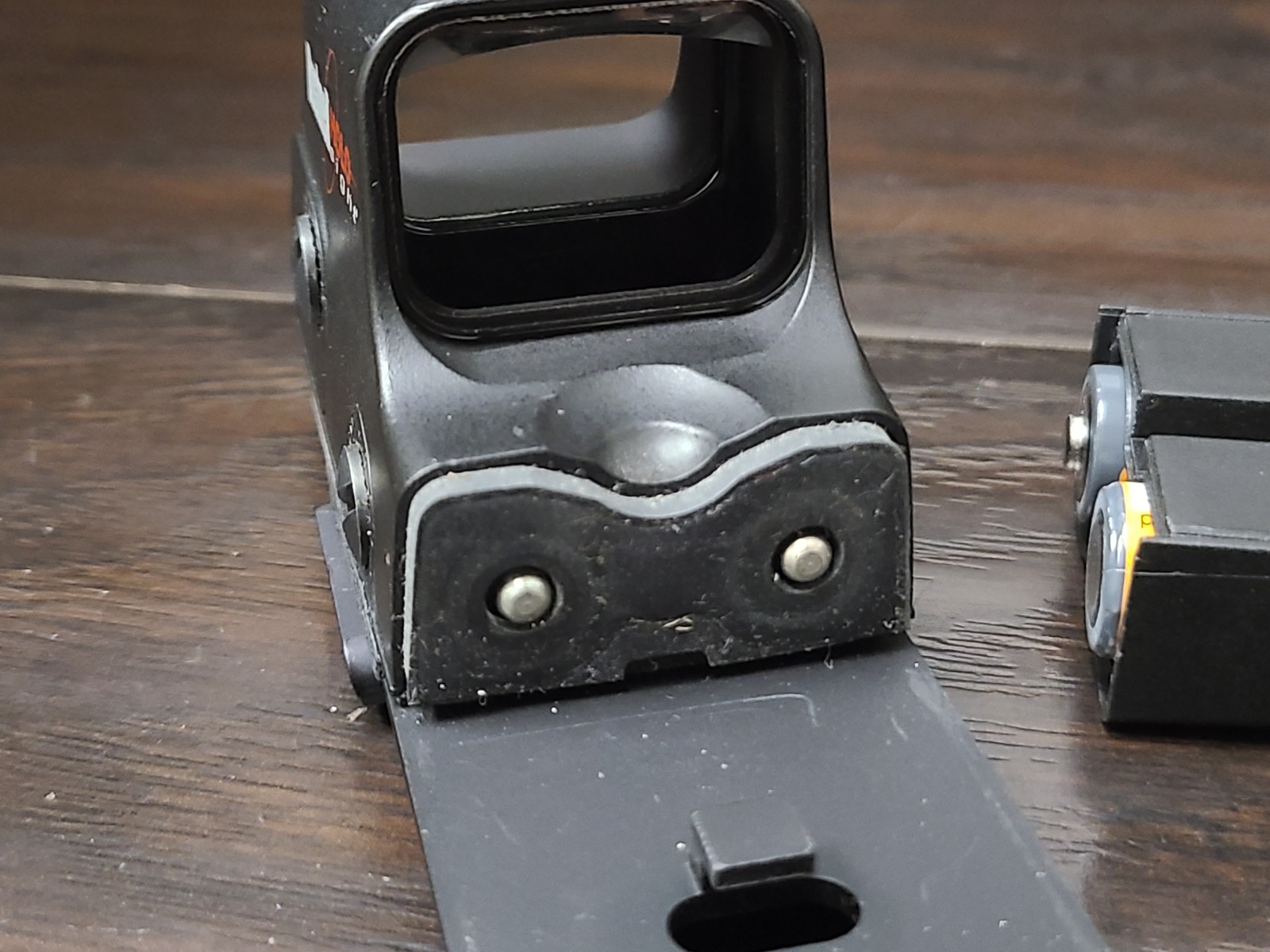 Bushnell Holo Sight  52-0021  - Made by EoTech - AA Batteries, Holographic