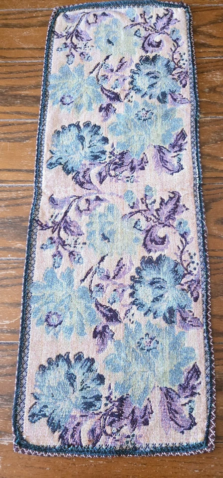 VTG Table Runner Boho Country Farmhouse French 12"x34 Red Flowers Floral  - Image 4 of 4