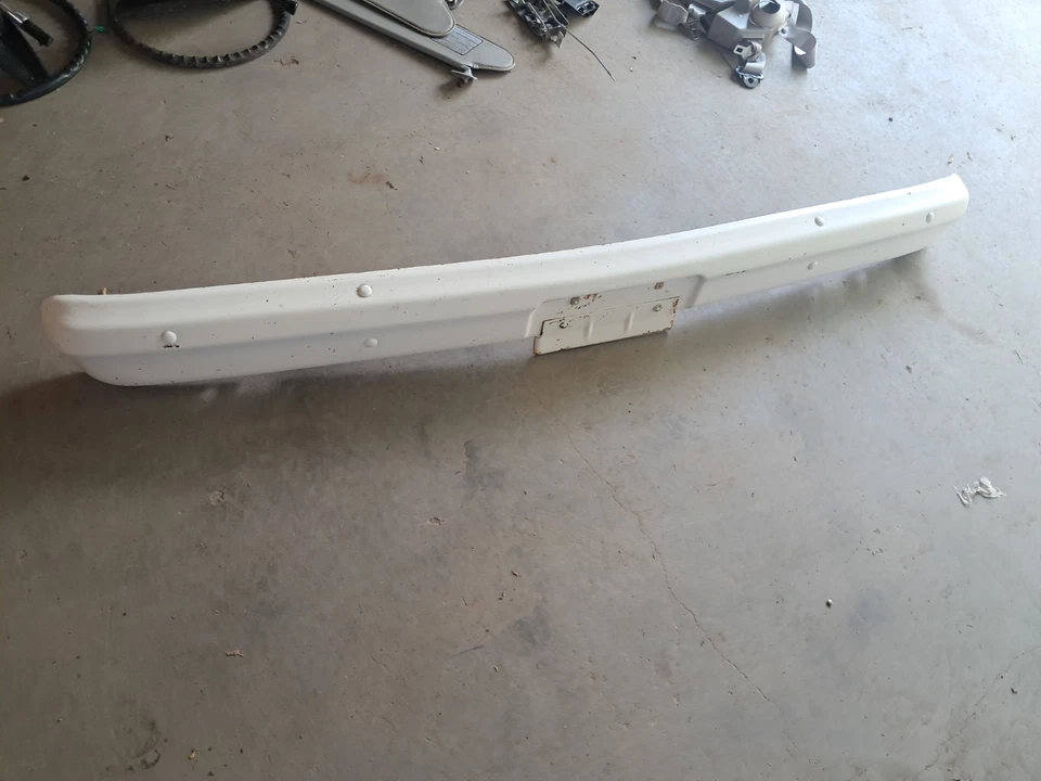 Chevrolet GMC G10 G20 G30 1971-1977 furgoneta parachoques delantero pintado blanco Foto 2 de 4