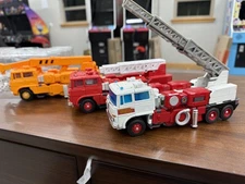 Transformers Masterpiece MP-33 Inferno, MP-35 Grapple, MP-37 Artfire – Complete