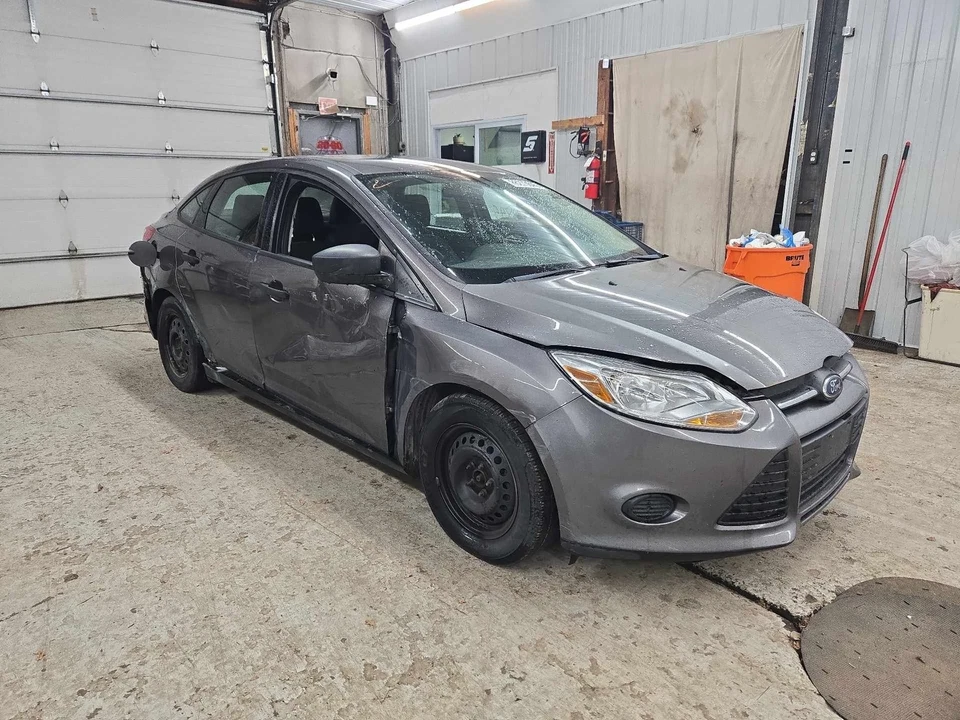 Used Front Right Door Window Regulator Front fits: 2012 Ford Focus electric w/o - Image 2 of 4