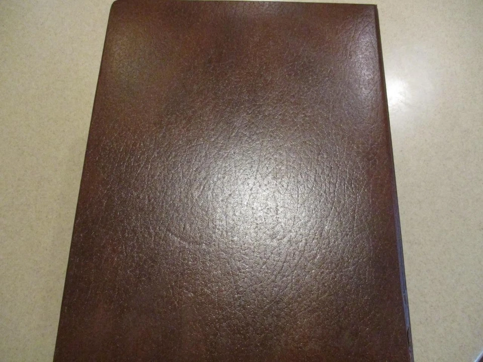 Golden Replicas of United States 22K Stamp Collection Of 90 Gold Replica Stamps - Image 3 of 4