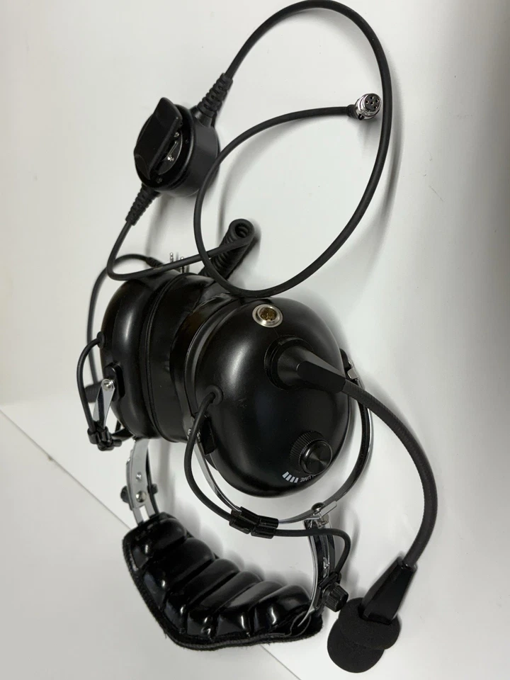 Retevis Noise Reduction Walkie Talkie Headset Two Way Radio Headset. - Image 3 of 4