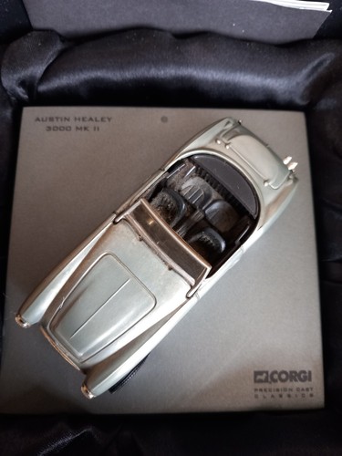 Corgi Classics - Austin Healey 3000 MkII - G50081 - Picture 2 of 9