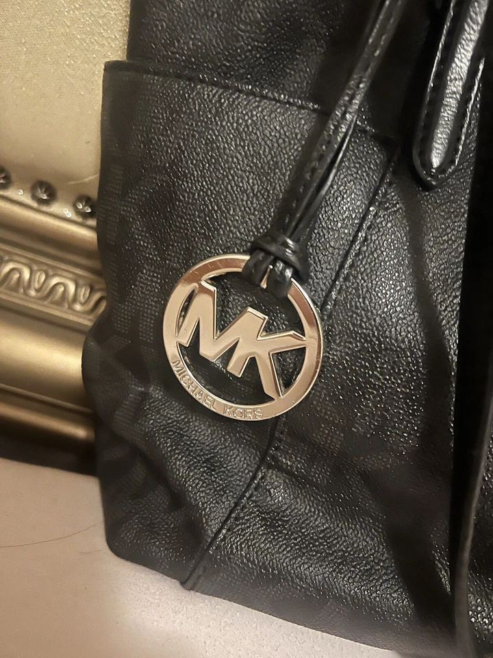 Michael Kors Jet Set Black Signature Tote With Silver Hardware - Image 4 of 4