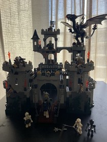 LEGO Castle: King's Castle Siege (7094).  COMPLETE in box With Manual 