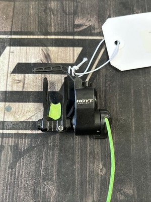 Used Hoyt QAD Ultrarest Integrate MX Arrow Rest