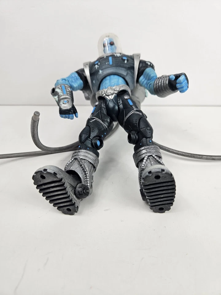 Mr. Figura de acción completa Freeze DC Universe Classics Super Heroes Series 3 Foto 3 de 4