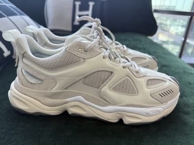 アリ Axel Arigato Satellite Runner Beige/Beige | eBay