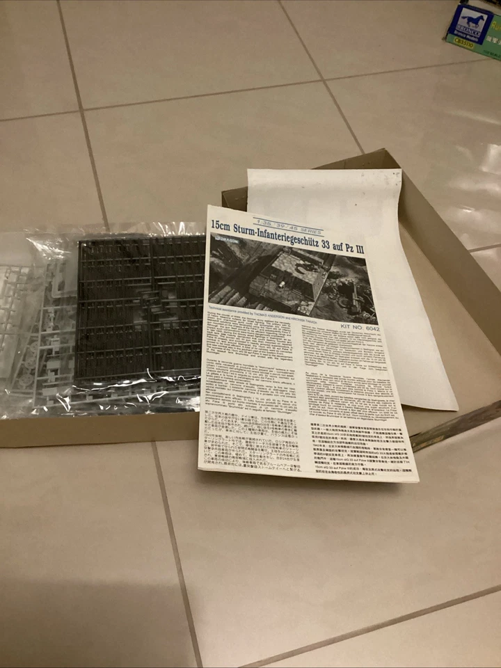 DRAGON 6042-15 Cm Sturm-Infanteriegeschutz 33-scala 1:35 - Immagine 4 di 4