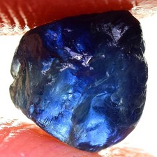 BEAUTIFUL 1.95ct UNHEATED BLUE SAPPHIRE ROUGH NATURAL100% NR!