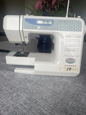 Janome Memory Craft 3500 Computerized Sewing Machine - No Foot pedal 