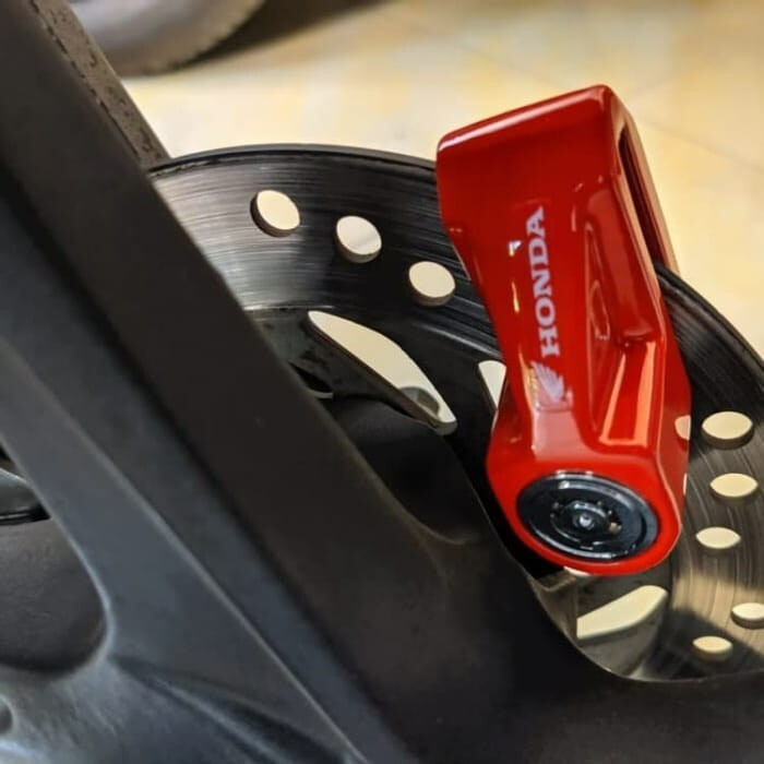 セキュリティ RR Freightliner Differential (DIFF) Lock Rocker Switch - A06
