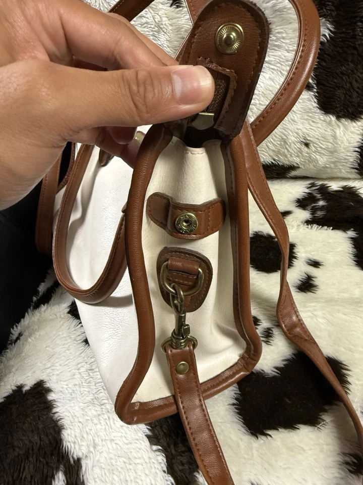 Liz Clairborne Vintage White and BrownShoulder Bag with Crossbody Strap Purse - Image 2 of 4