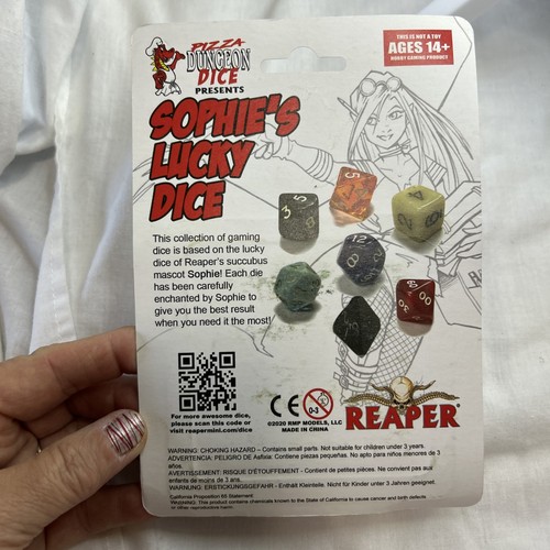 Sophie's Lucky Dice NIB - Limited Reaper Pizza Dungeon D&D Polyhedron Die - Picture 3 of 3