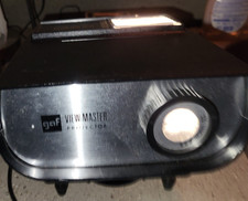 Viewmaster 100 Deluxe Projector GAF with  Original Box Vintage