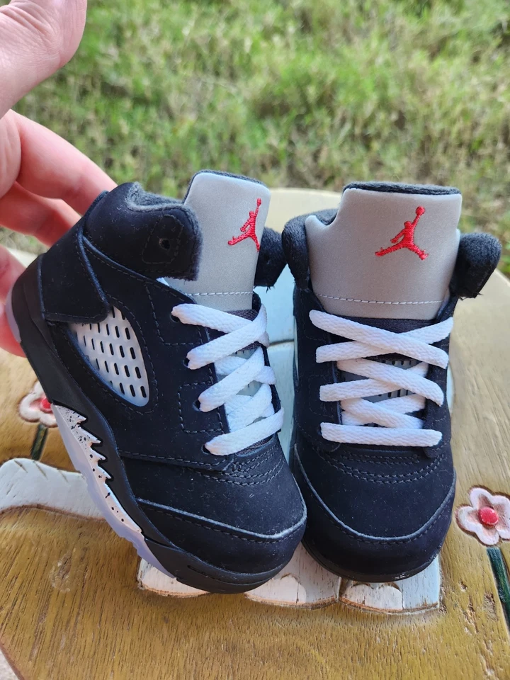 Jordan ретро 5 «Переосмысленный» совершенно новый ребенка ясельного возраста 6C - Изображение 2 из 4