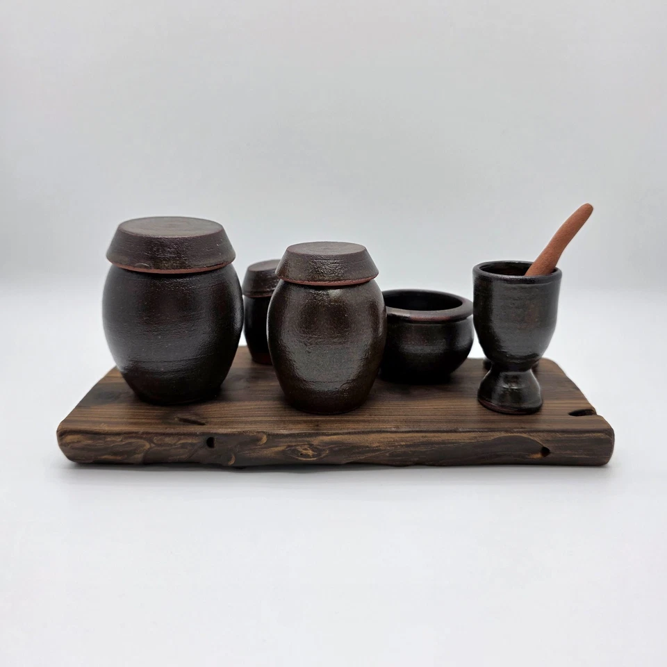 Juego de utensilios de cocina tradicionales coreanos en miniatura Onggi Foto 3 de 4