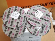 (4) 3M Scotch Brite EXL Unitized Deburring Blending Wheel 2S Fine 4” x 1/4”x1/2”