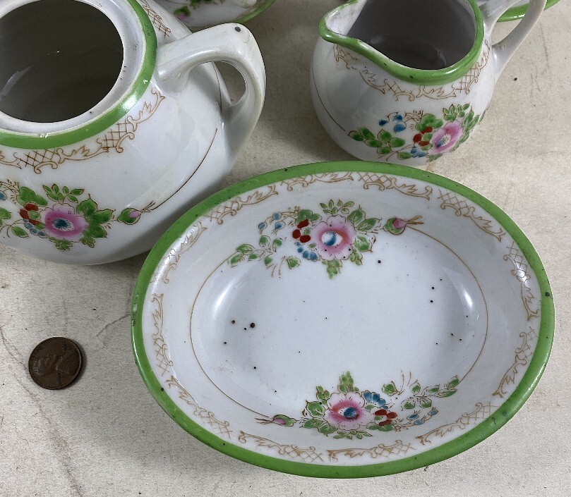 Vintage 1930's Made in Japan Kids Doll Tea Set Flowers Green Vintage 1930's Made in Japan Kids Doll Tea Set Flowers Green