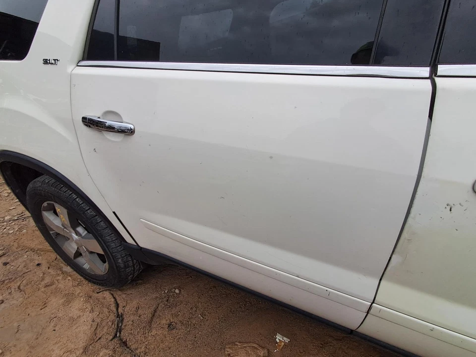Used Rear Right Door Assembly Rear Side fits: 2010 Gmc Acadia Rear Right Grade A - Изображение 3 из 4