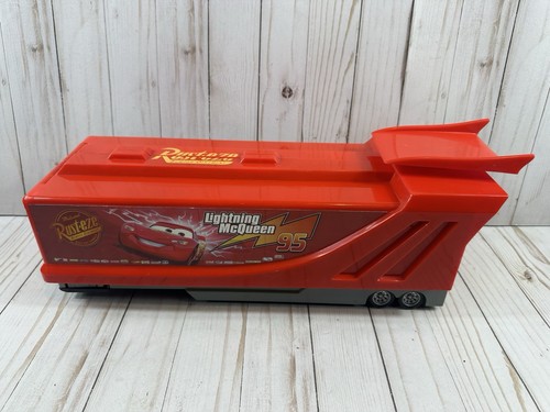 Vintage! Disney Pixar Cars MEGA MACK PLAYTOWN - Foto 3 di 21