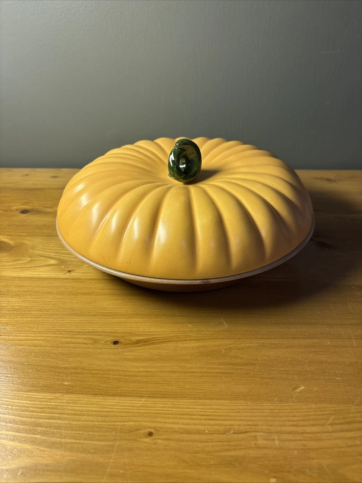 Pumpkin Pie Dish Lid Covered Portugal stoneware Thanksgiving plate xmas